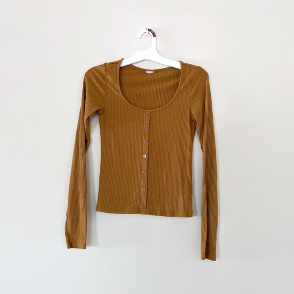 Soft lightweight sweater, Blouse with low cut neck ✿